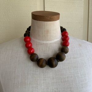 Beaded necklace